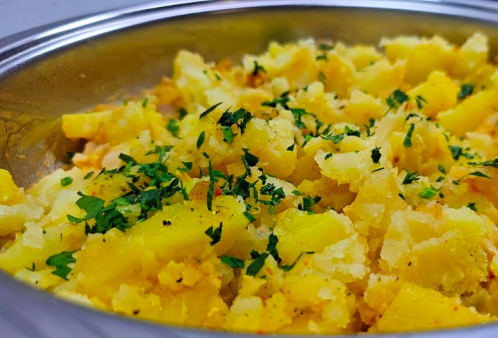 Pražen krompir: Okusna in priljubljena slovenska jed